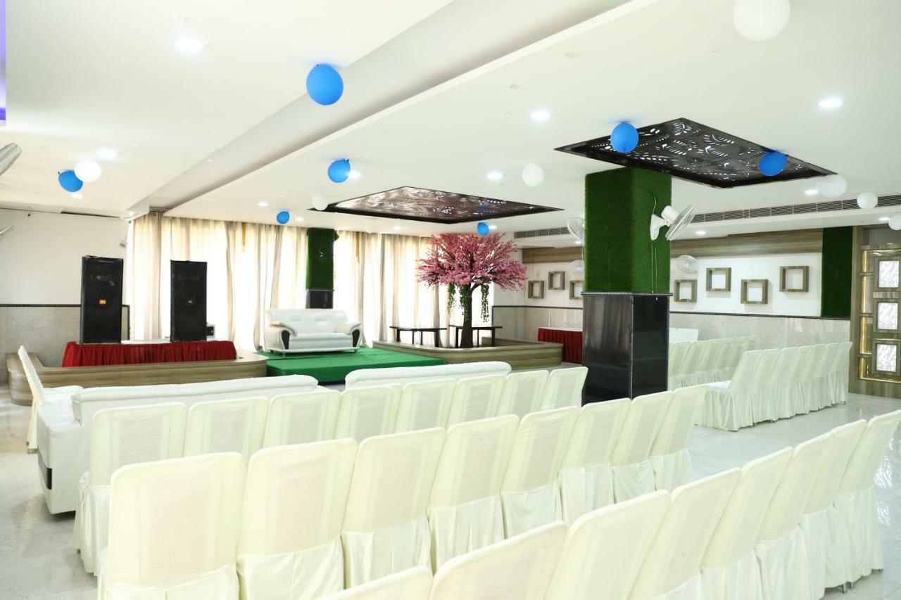 Diwan Hotel And Restaurant Surkhi Dış mekan fotoğraf