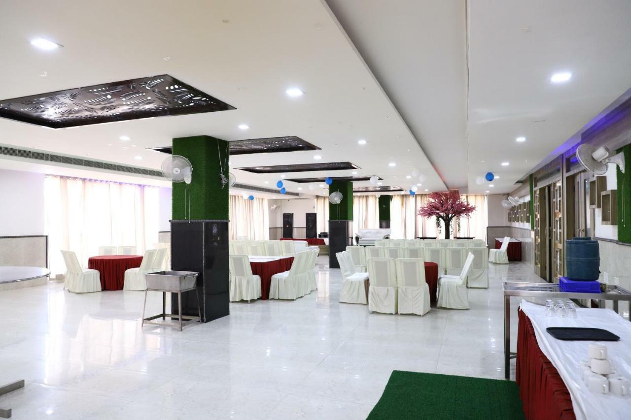 Diwan Hotel And Restaurant Surkhi Dış mekan fotoğraf