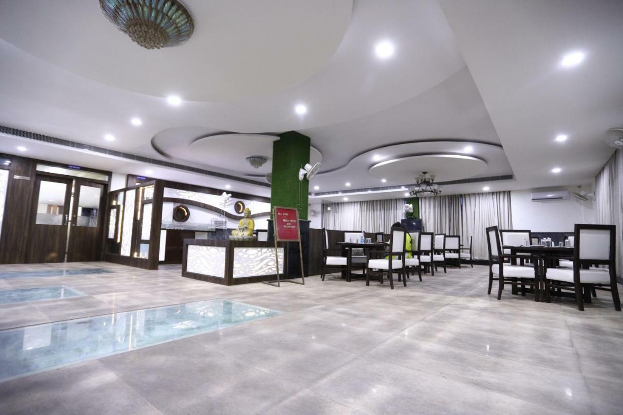 Diwan Hotel And Restaurant Surkhi Dış mekan fotoğraf