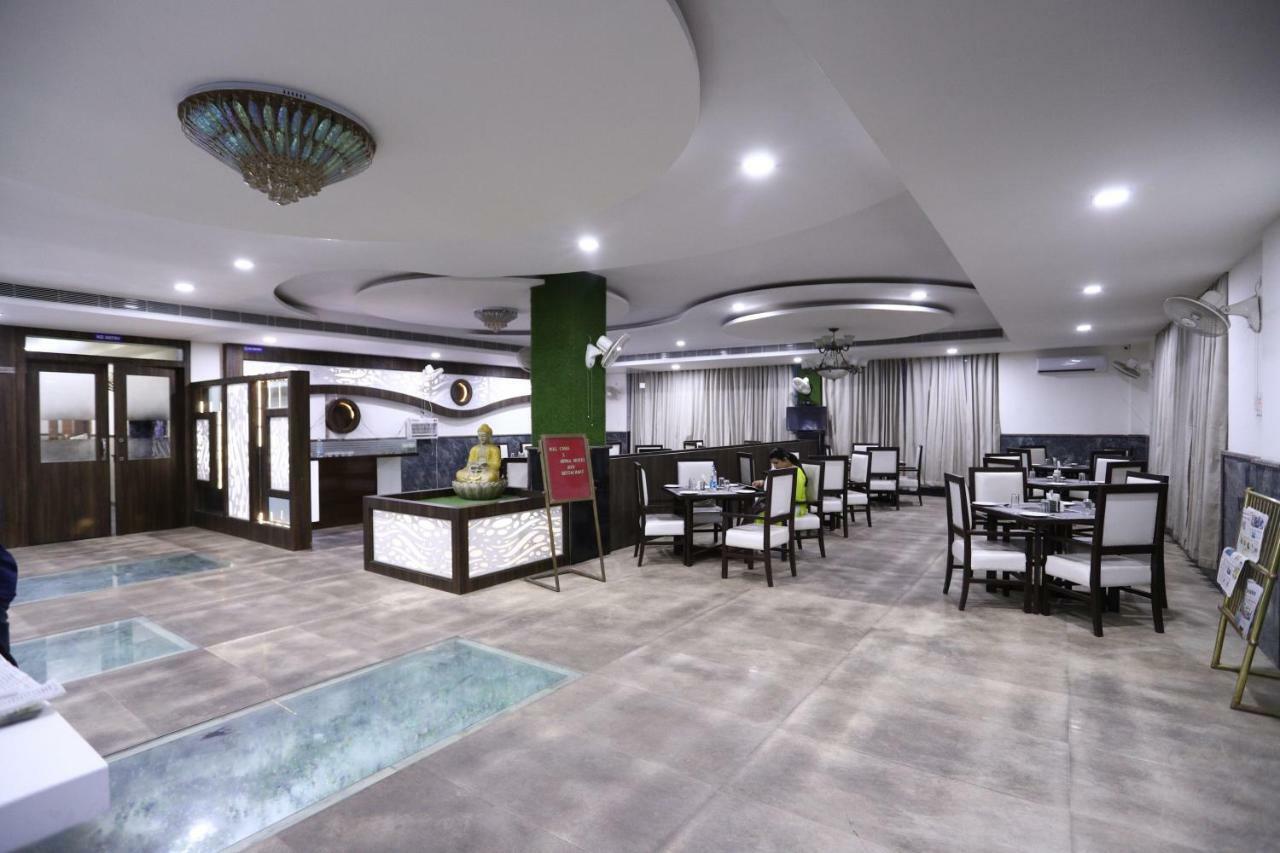 Diwan Hotel And Restaurant Surkhi Dış mekan fotoğraf