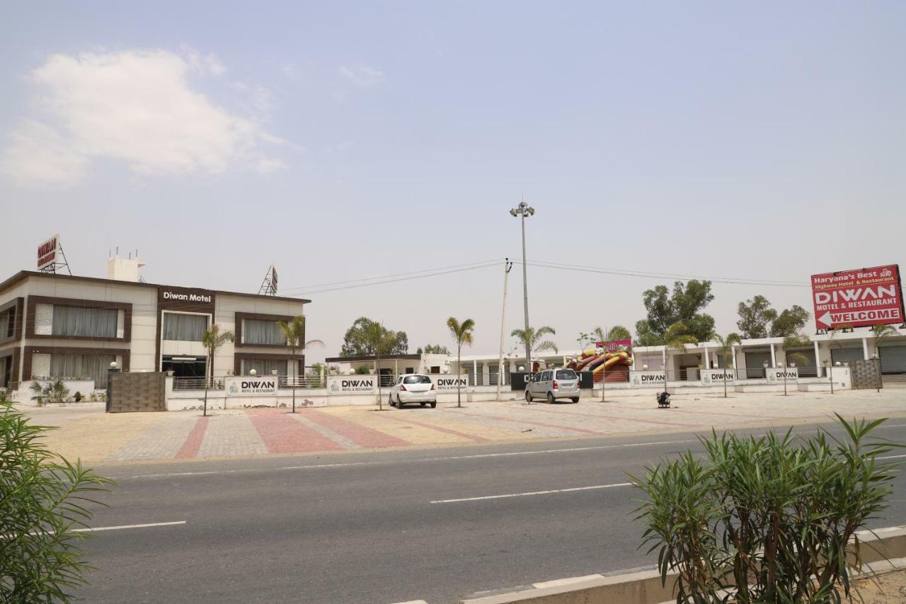 Diwan Hotel And Restaurant Surkhi Dış mekan fotoğraf